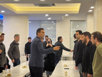 Gençlerimizle çay sohbeti