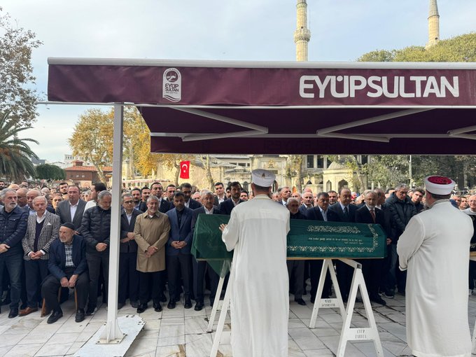 Sn. Ekrem Erdem’in annesi Hesna Erdem’in cenaze töreni