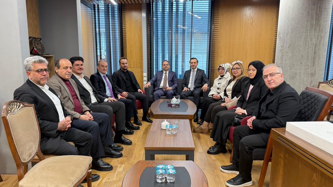 Şişli Kaymakamımız Sn. Cevdet Ertürkmen’i yeni Kaymakamlık binasındaki makamında hayırlı olsun ziyareti