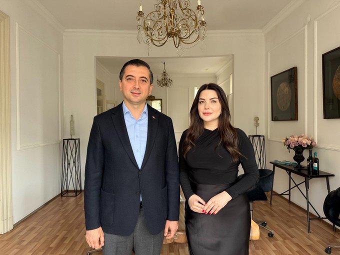 Reklamcılar Esnaf Odası Yönetim Kurulu Başkanı Sn. Gülay Şele’yi ziyaret