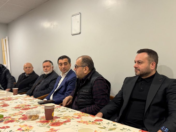 Mehmetçik Camii Derneği’nde çay sohbeti