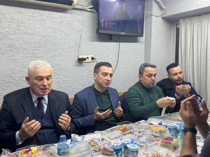 Ergenekon Mahallesi kıymetli esnaflarıyla iftar programı