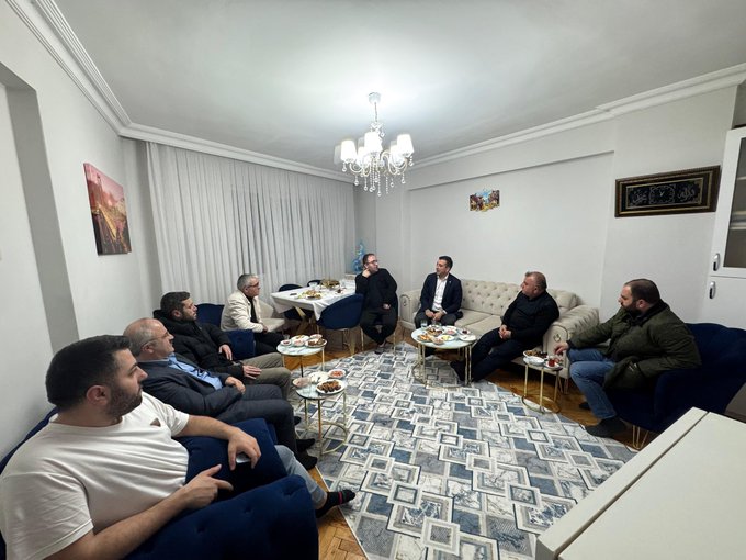 Fikri Akdağ ve kıymetli ailesini hanelerinde ziyaret