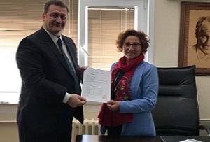 İlçe Başkanımız Sayın Fuat Günday Bey ve Mazbatasını Teslim Aldı.